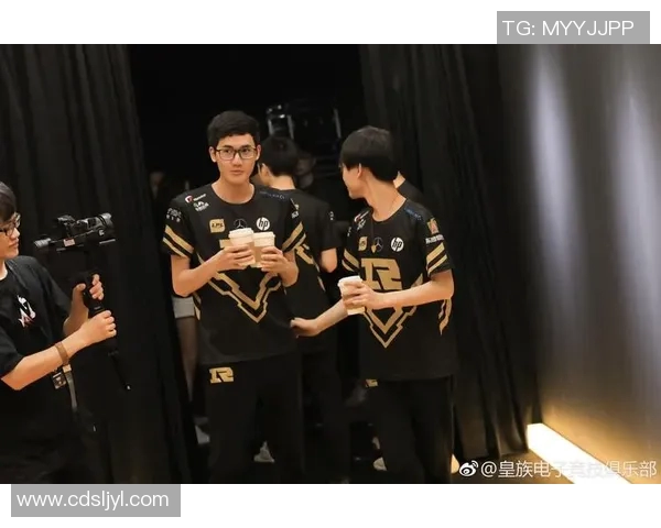 2026电竞新闻全明星赛中RNG团队配合表现分析与战术解读